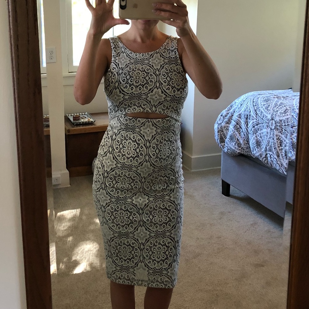 Windsor Black and white dress w/ stomach slit